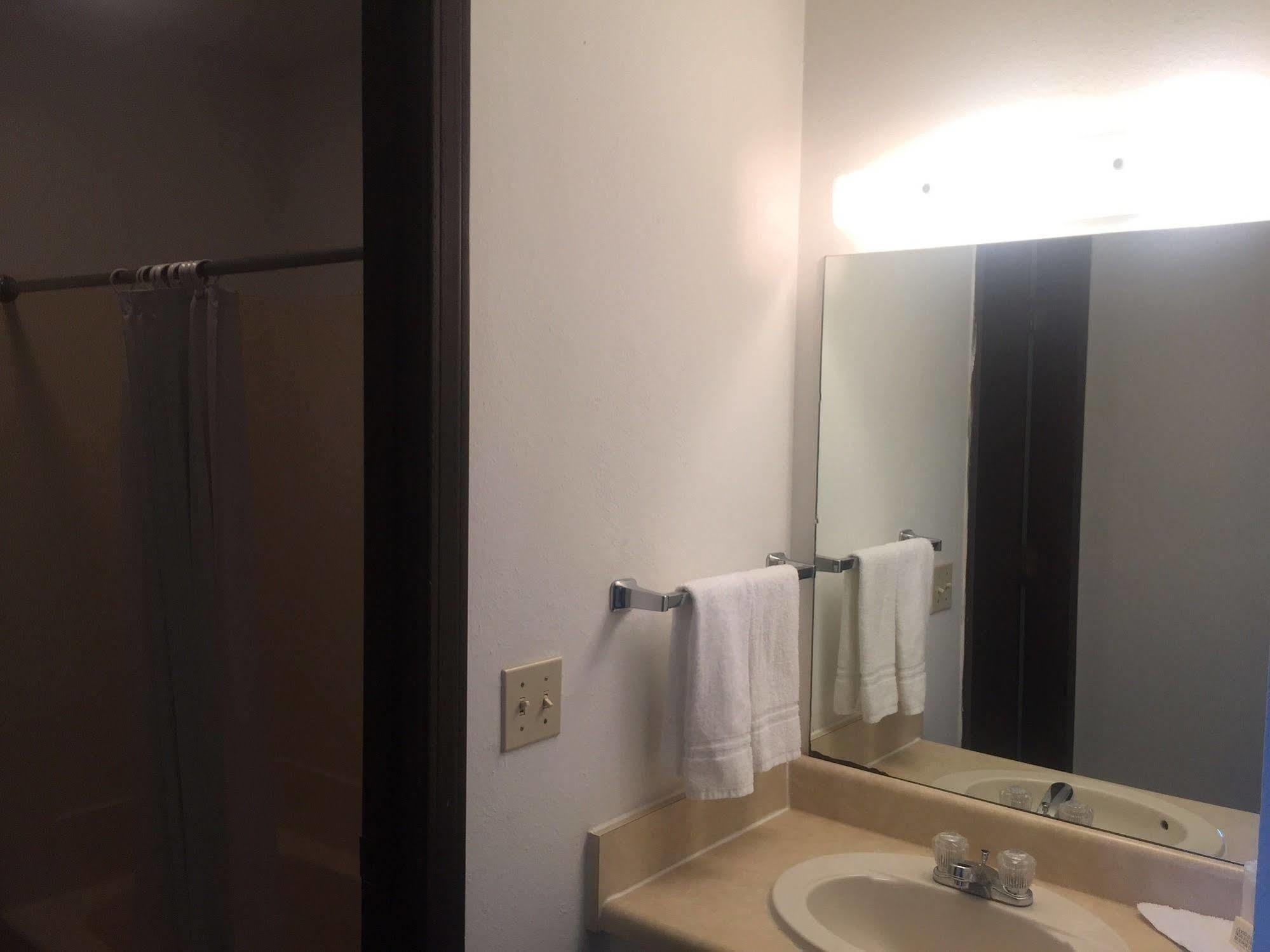 Midway Budget Inn 哥伦比亚 外观 照片
